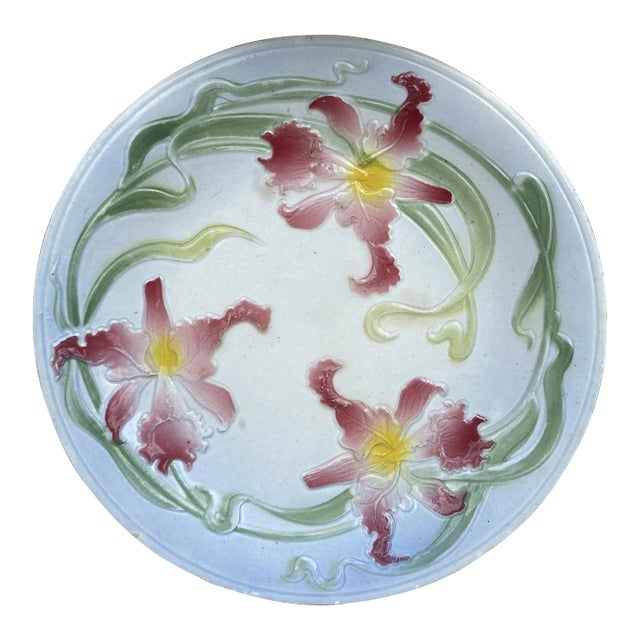 French Majolica Orchid Plate Saint Clement, Circa 1900 For Sale