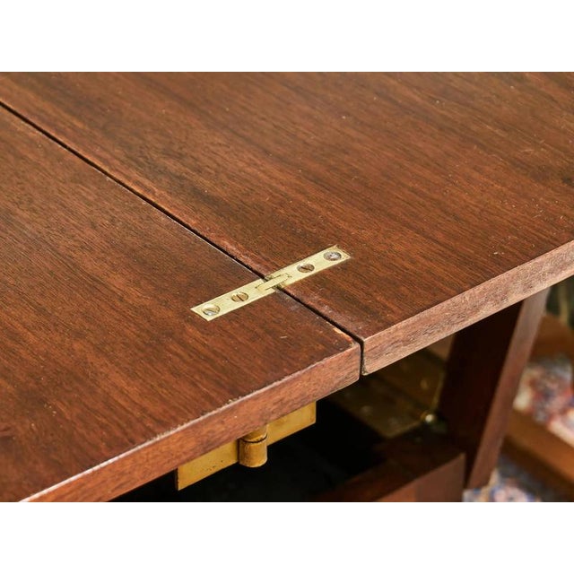 English Extendable Coffee Table For Sale - Image 12 of 14