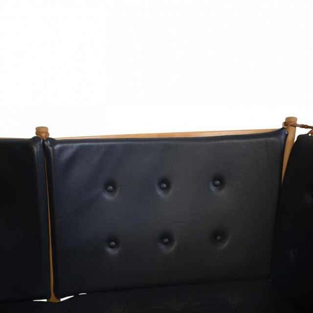 Spoke Back Sofa in Black Leather by Børge Mogensen, 1970s For Sale - Image 5 of 18