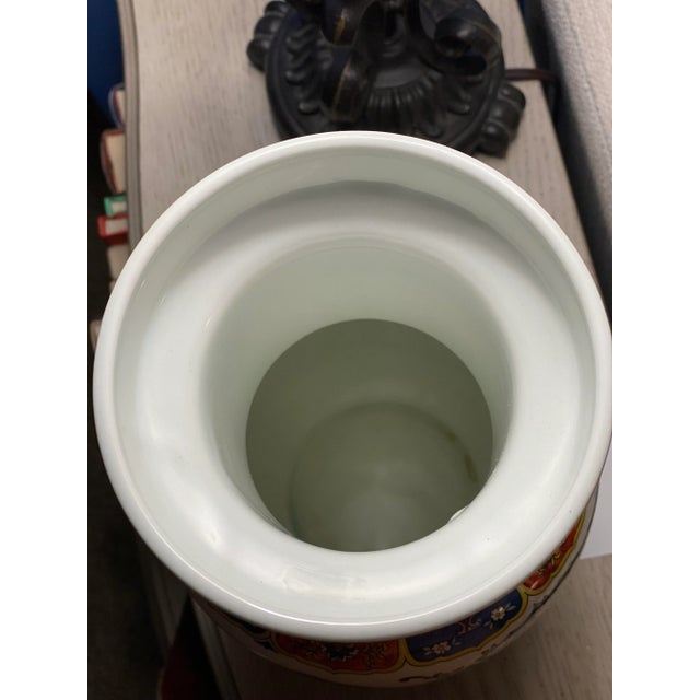 Vintage Early 20th Century Ardalt Italian Chinoiserie Vintage Decorative Vase For Sale - Image 6 of 9