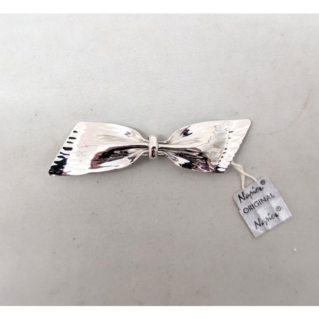 Napier Vintage C1976 Signed Napier Rhodium Plated Wavy Bow Brooch For Sale - Image 4 of 8