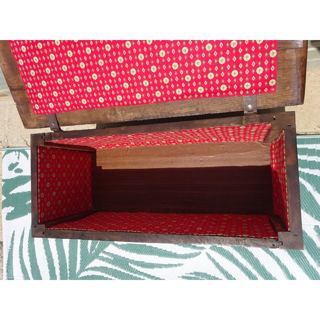 Antique Louis XIII Style Oak Storage Bench For Sale - Image 12 of 18