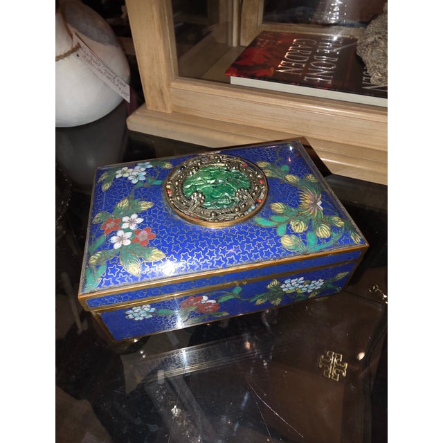1920's Chinese Cloisonne Enamel Box With Medallion For Sale - Image 12 of 12