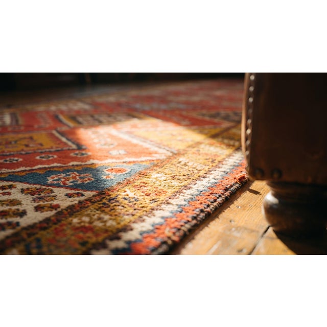 Beautiful Red Color With Diamond in the Vertical Center Pattern Antique Persian Ghashgaie Flat-Weave Rug For Sale - Image 10 of 10