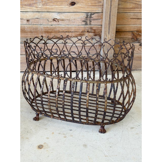 Vintage Rusted Patina Iron Jardinière With Paw Feet For Sale In Naples, FL - Image 6 of 12