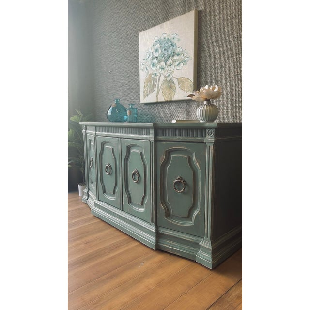 1970s Vintage French Provincial Style Hand-Painted Sideboard With Embossed Drawers For Sale - Image 5 of 12