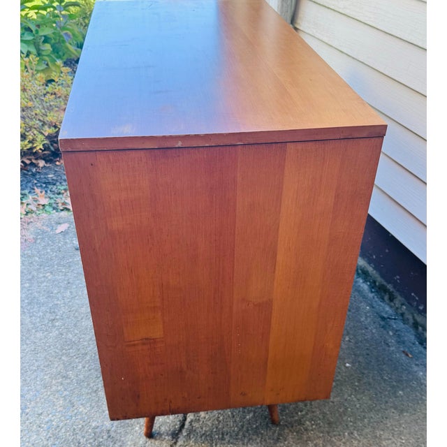 Vintage 1950s Paul McCobb Planner Group Style Maple Wood 3-Drawer Cabinets, a Pair For Sale - Image 9 of 12