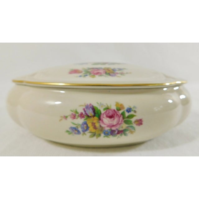 Metal Large Vintage Rosenthal "Mouson" Ivory Porcelain Embossed Floral 24k Gold Trim Powder Vanity Jewelry Trinket Box For Sale - Image 7 of 11