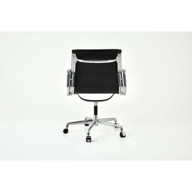 1970s Black Leather Soft Pad Office Chair by Charles & Ray Eames for ICF, 1970s For Sale - Image 5 of 10