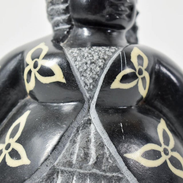 Early 20th Century Shona Stone Woman Sculpture In The Style of Colleen For Sale - Image 9 of 9