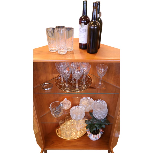 Danish Corner Display Cabinet in Teak with Lighting, 1960s For Sale - Image 13 of 17