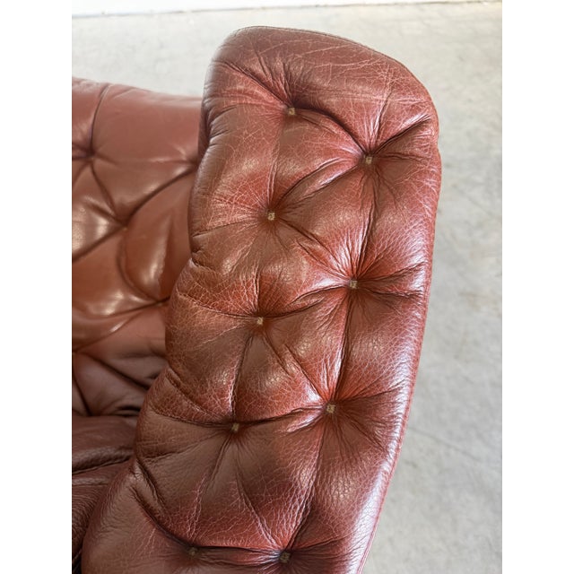1980s Brown Leather Pernilla Chair and Ottoman by Bruno Mathsson for Dux Sweden, 2 Pieces For Sale - Image 12 of 14