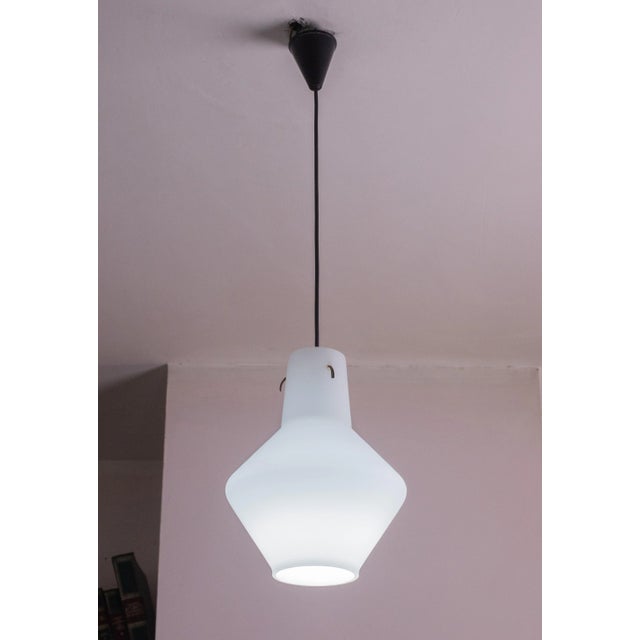 Italian Stilnovo Vintage Pendant in Opaline Glass, 1970s For Sale - Image 4 of 11