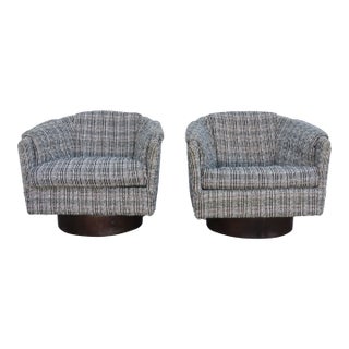 Carsons Milo Baughman Style Mid Century Modern Swivel Side Chairs a Pair 6423 For Sale