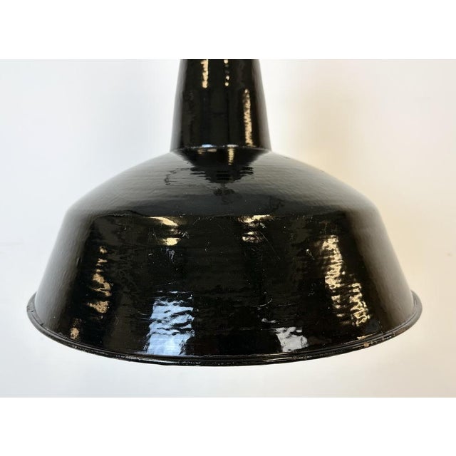 Industrial Black Enamel Factory Lamp with Cast Iron Top from Elektrosvit, 1950s For Sale - Image 4 of 16