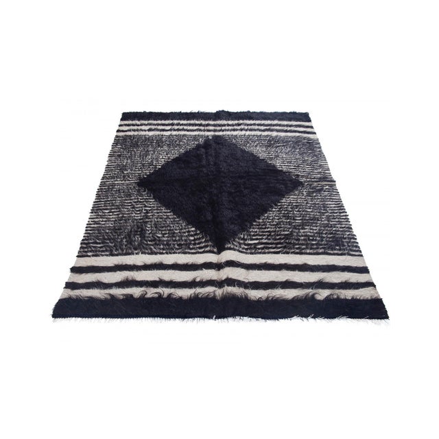 Mid-Century Modern Decorative Vintage Blanket Kilim Rug - 4`2" X 5`7" For Sale - Image 3 of 6
