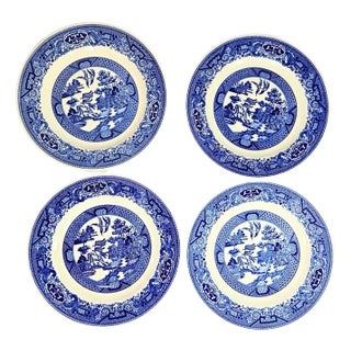 Blue Willow Dinner Plates- Set of Four For Sale