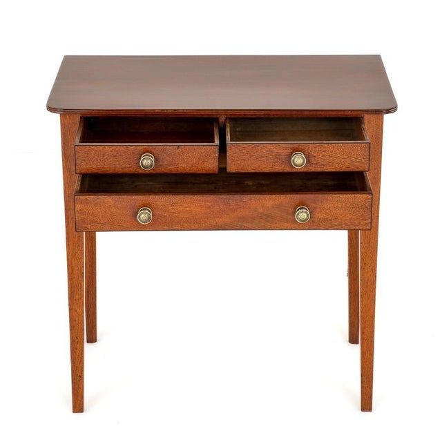 Antique Georgian Side Table in Mahogany 1800s For Sale - Image 5 of 8