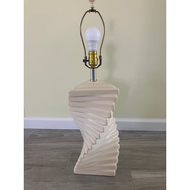 Late 20th Century Post Modern Twisted Style Ceramic Ivory Table Lamp For Sale In New York - Image 6 of 10
