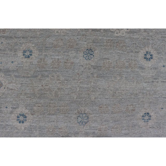 2020s Modern All-Over Floral Oushak With Light Gray Background and Neutral Colors For Sale - Image 5 of 12