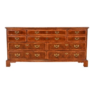 Henredon Georgian Mahogany and Burl Wood Ten-Drawer Dresser or Credenza For Sale