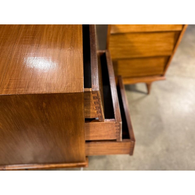 Architectural Pair of Brazilian Modern Side Tables With Drawers in Ivory Wood, 1950s For Sale - Image 12 of 13
