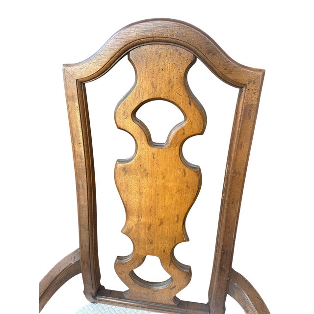 Splendid dining table and chairs made in North Carolina in 1968 for Drexel's "Livorno" line. The two armchairs are 21.5...