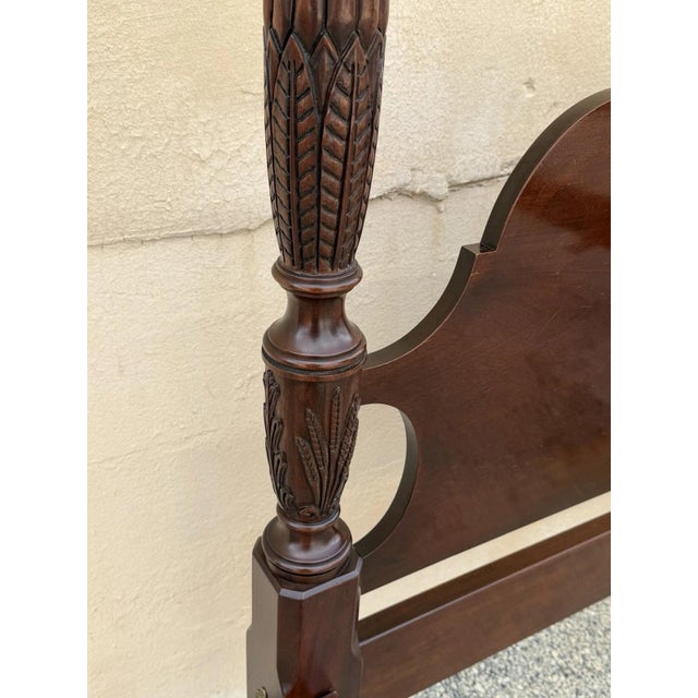 Vintage Georgian Federal Style Mahogany Four Poster Rice Carved Queen Sz Bed For Sale In Philadelphia - Image 6 of 16