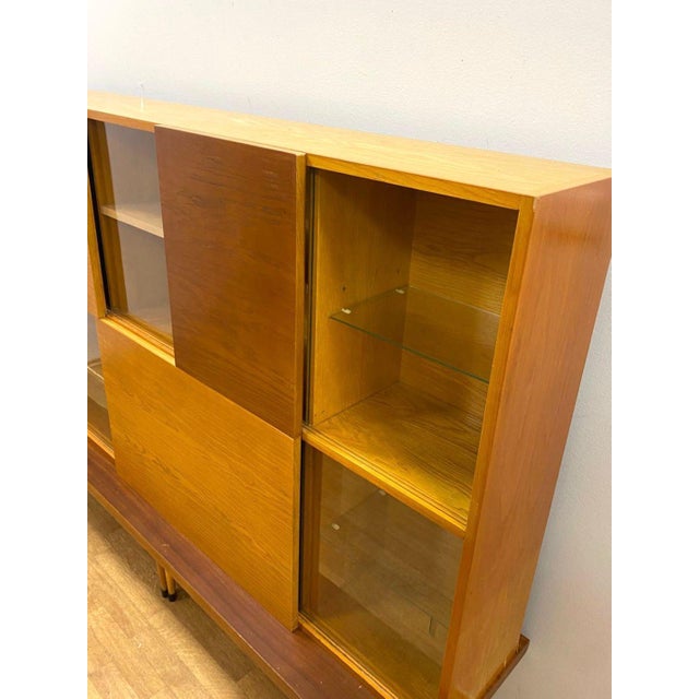 Mid-Century Modern Vintage Bookcase in Wood, 1960s For Sale - Image 3 of 9
