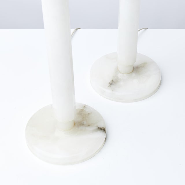 Alabaster Table Lamps in the style of Jean Michel Frank, France, 1960s, Set of 2 For Sale - Image 4 of 5