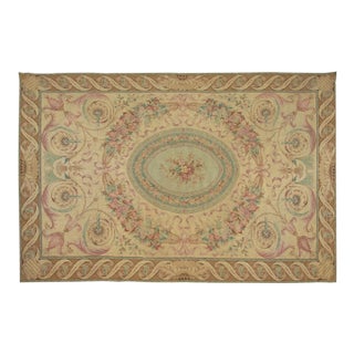 Antique French Aubusson Petit-Point Rug With Oval Floral Medallion - Rug & Kilim For Sale