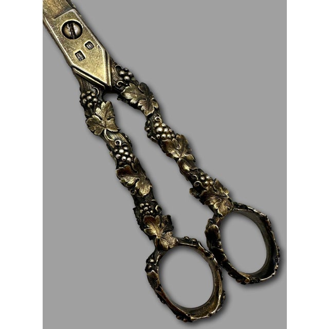 Outstanding Fine Quality Antique London England Georgian Sterling Silver Grape Shears For Sale - Image 14 of 18