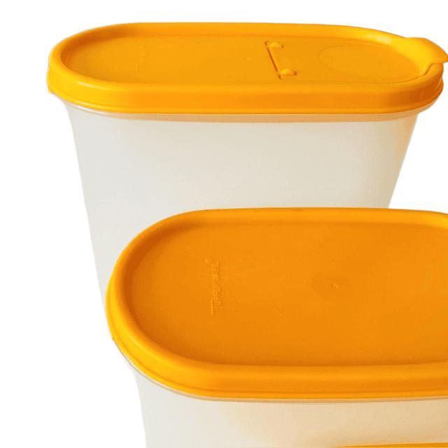 Vintage Oval Storage Jars in Ochre Yellow Orange from Tupperware, 1980s, Set of 3 For Sale - Image 9 of 10