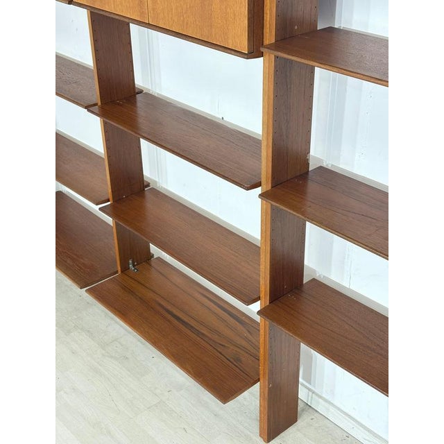 Mid-Century Modern Modular Wall Shelf in Teak by Interna-Peter Pedrides, 1960s For Sale - Image 12 of 18