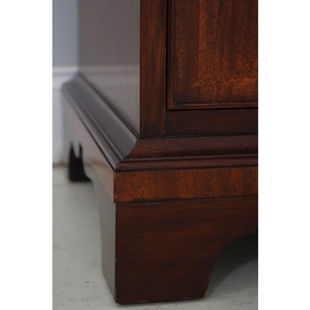 Henkel Harris Model 2302 Mahogany Curio Cabinet For Sale - Image 11 of 18