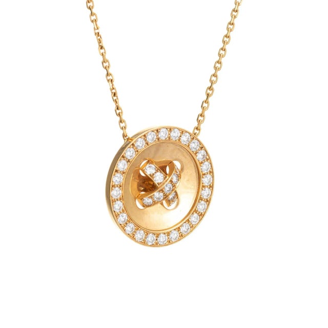 Van Cleef & Arpels Mid 20th Century Van Cleef & Arpels Button Necklace Boutonniere Diamond Estate 18k Yellow Gold For Sale - Image 4 of 4