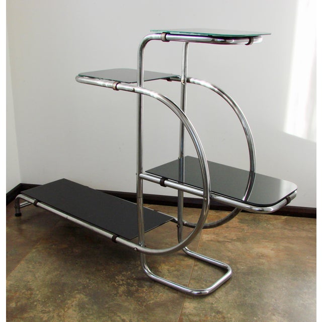 Metal Flower Stand in Chrome and Glass by Emilie Guyot for Thonet, 1930s For Sale - Image 7 of 10