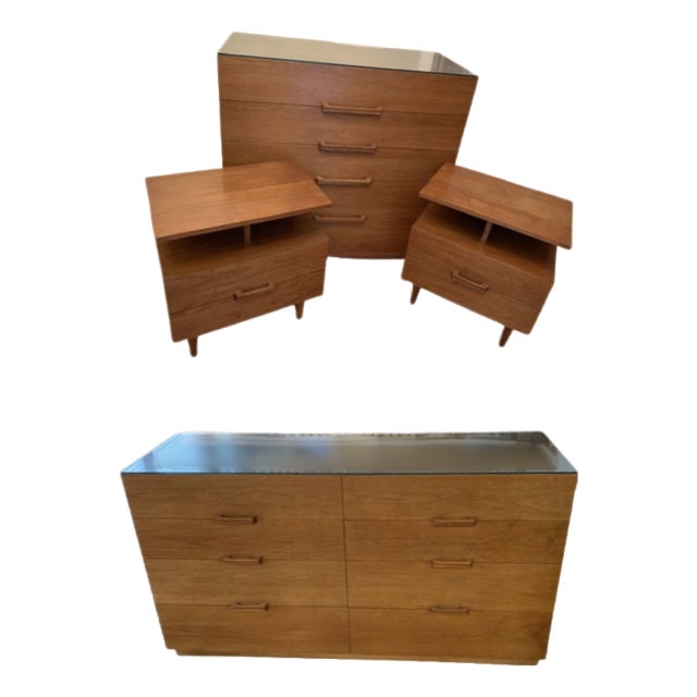 Ramseur Mid Century Modern MCM Set of 3 Includes 5 Drawer Dresser, 8 Drawer Dresser and 2 Nightstands For Sale