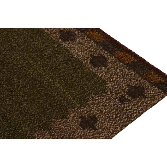 1980s 1980s Vintage Sofreh Kilim Rug in Green Striae With Beige-Brown Border For Sale - Image 5 of 7