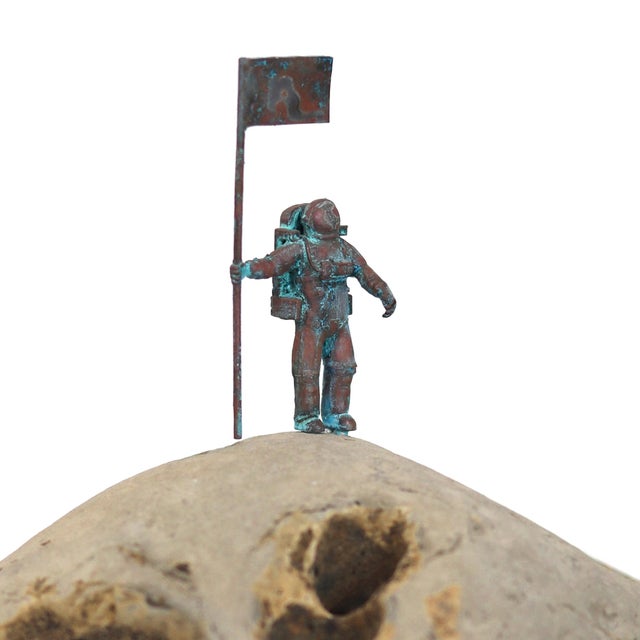 Astro 015 - 3d Three Dimensional Vertical Original Contemporary Abstract Mixed Media Stone Sculpture by Kevin Perrault For Sale - Image 4 of 11