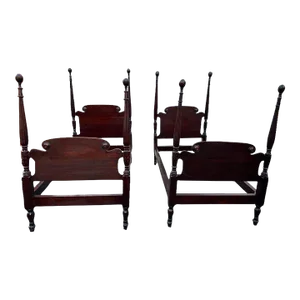 Early 20th Century Pair Antique Federal Style Mahogany Carved Twin Bed Frames