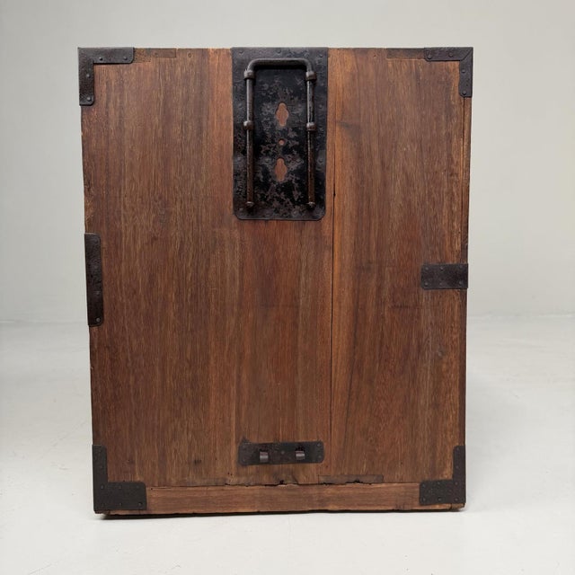 Brown Traditional Japanese Kimono Tansu Chest, 1900s For Sale - Image 8 of 12
