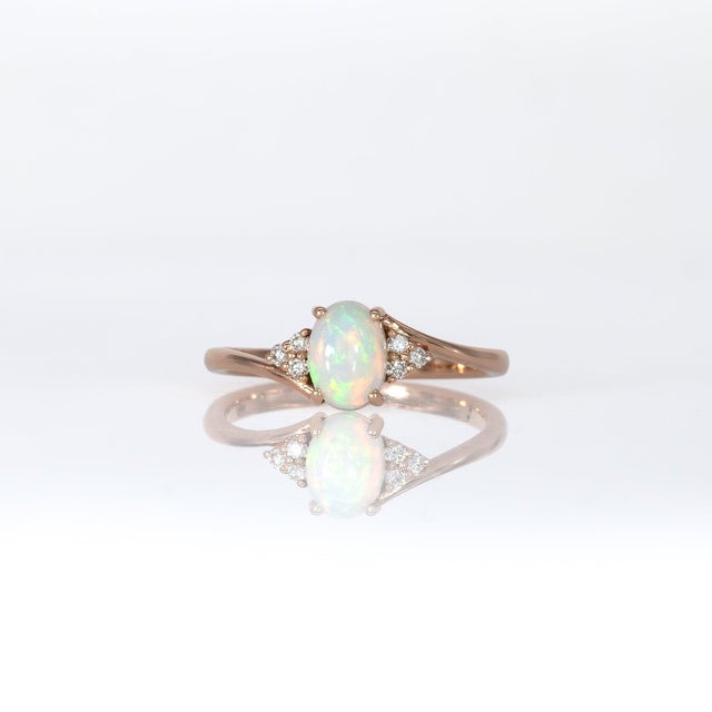 2020s Ethiopian Opal Cabochon Ring With Diamond Accents: Solid 14k Gold, Size 6.75 For Sale - Image 5 of 10