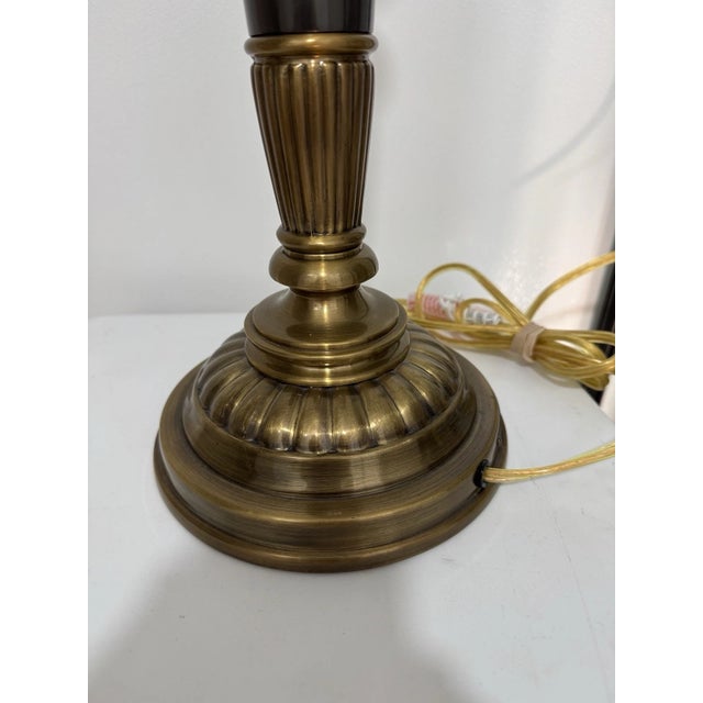1970s Bill Blass Studio Heavy Brass Table Lamp | Signed Hollywood Regency For Sale - Image 15 of 18