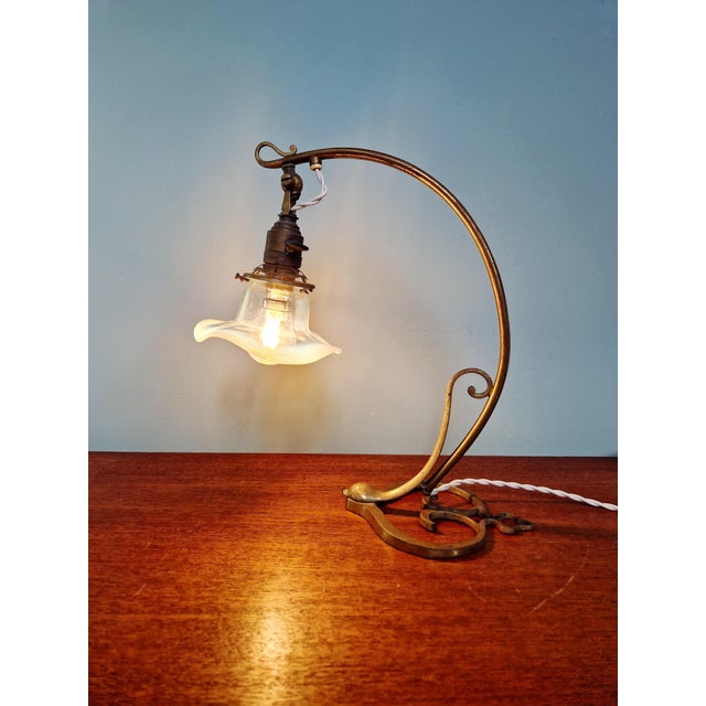 Art Nouveau Table Lamp in Bronze and Brass with Opalescent Glass Shade, France, 1900s For Sale - Image 13 of 14