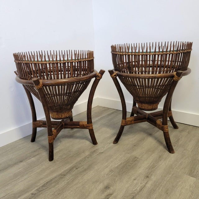 Mid-Century Modern Pair Mid-Century McGuire Style Rattan End Tables With Spiked Gallery Rims For Sale - Image 3 of 12
