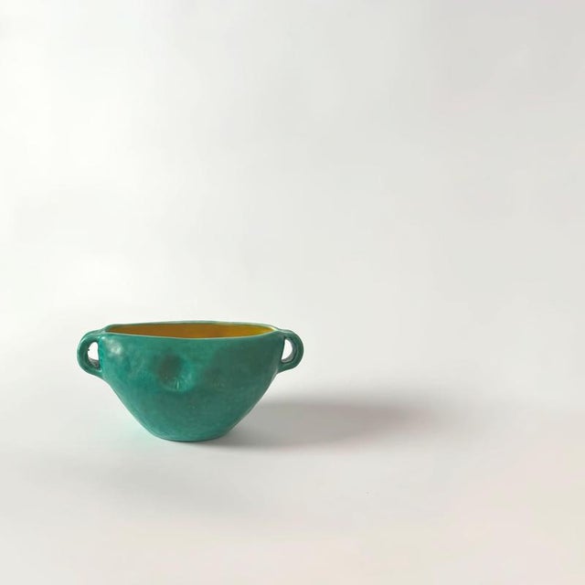 Green Arts and Crafts Green Glazed Model 1616 Planter from Bretby, England, 1930s For Sale - Image 8 of 10