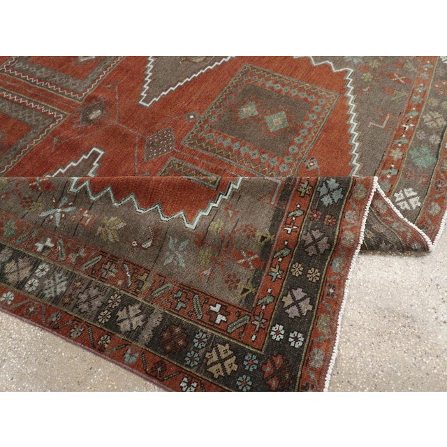 Gray Galerie Shabab Collection Mid-20th Century Turkish Anatolian Accent Rug For Sale - Image 8 of 9