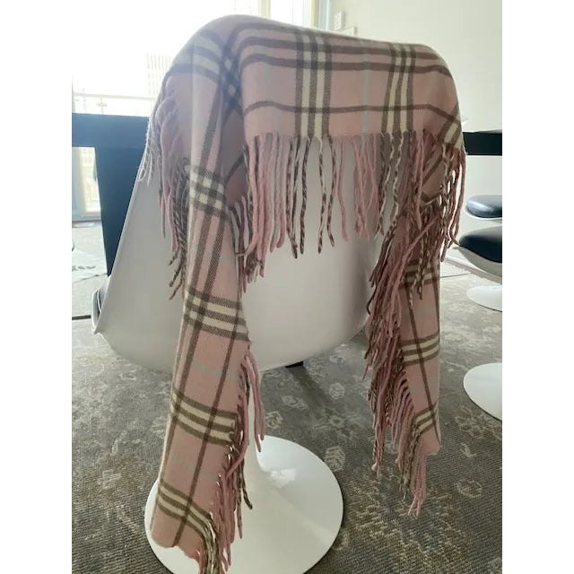 Contemporary Burberry “Happy” Cashmere Scarf With Full Fringe, Made in England, 100% Cashmere, Baby Pink/Bone/Blue/Taupe For Sale - Image 3 of 11
