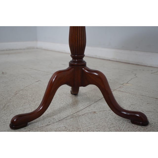 Kindel Mahogany Brass Gallery Pedestal Stand or Table For Sale In Philadelphia - Image 6 of 10